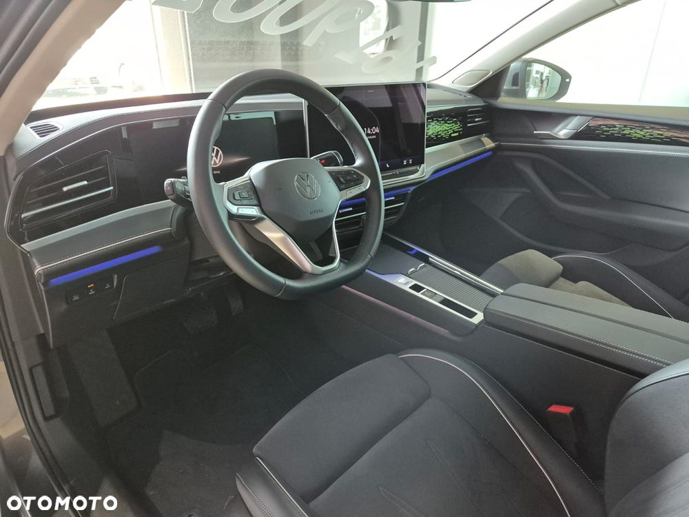 Volkswagen Passat Variant 1.5 TSI EVO Elegance DSG - 10