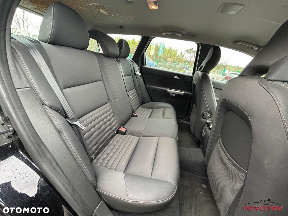 Volvo V50 D2 Momentum Start-Stop - 11