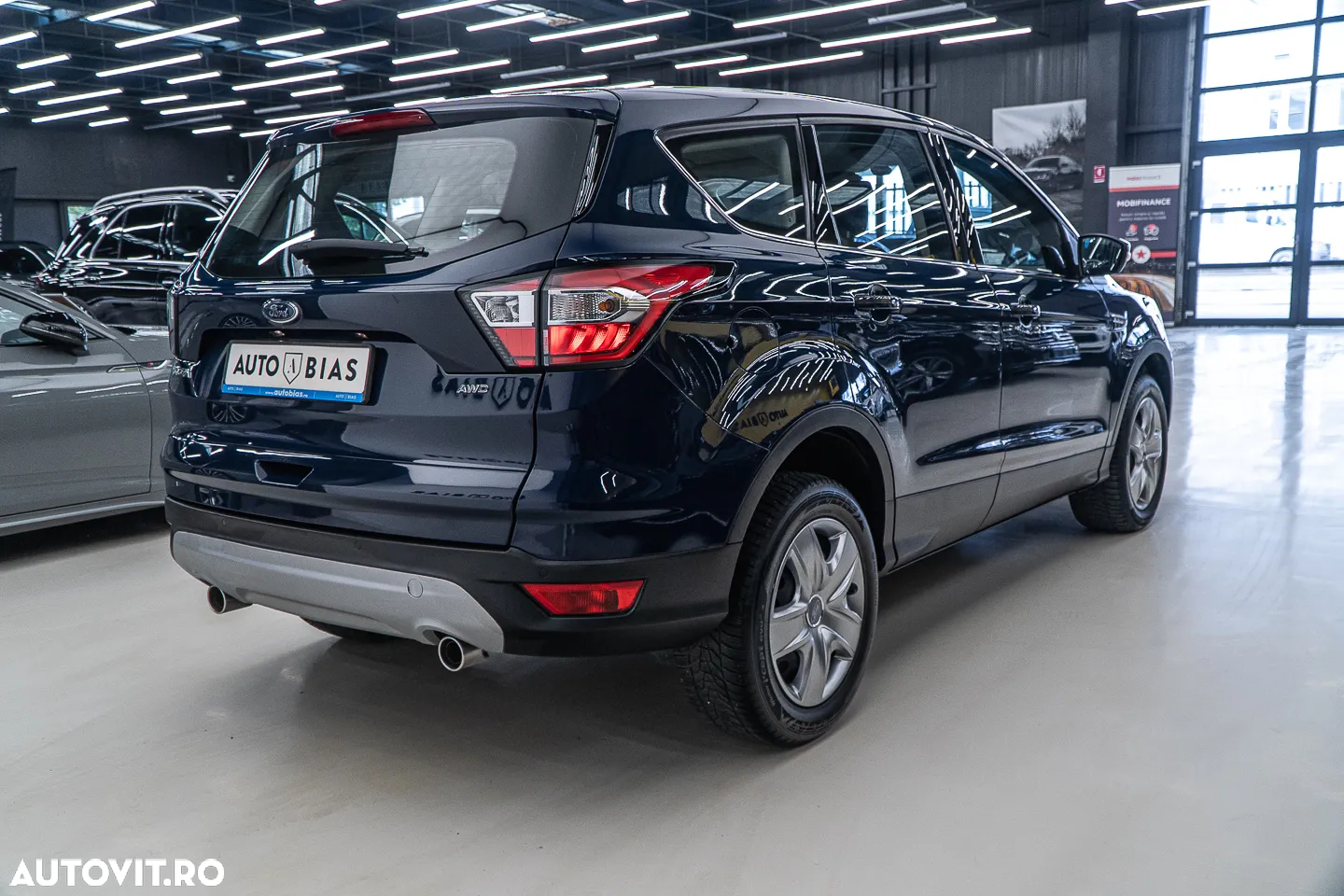 Ford Kuga 2.0 TDCi 4WD Powershift Titanium - 7