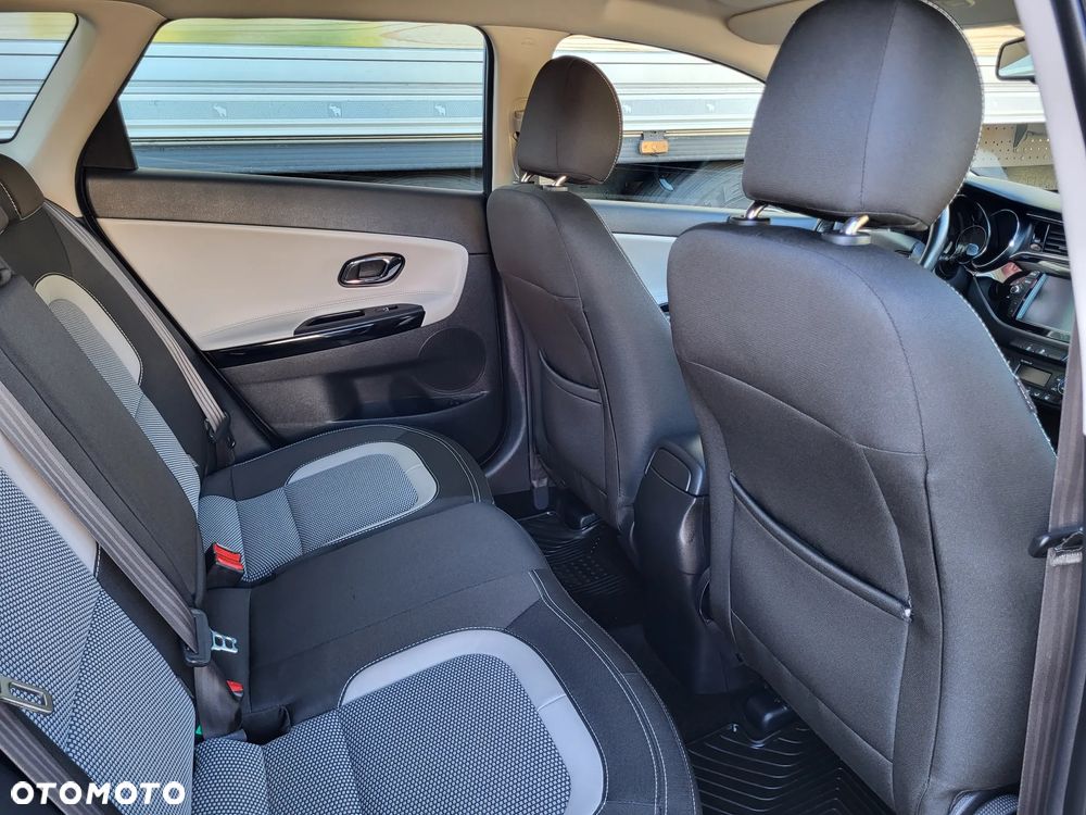 Kia Ceed 1.4 L Business Line Plus - 29