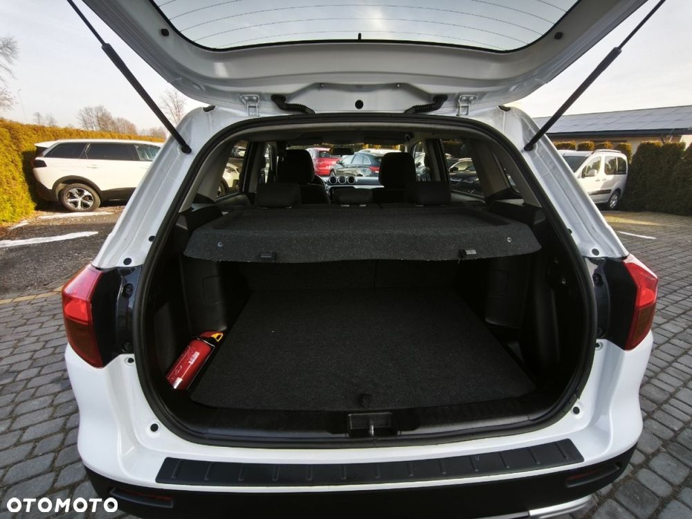 Suzuki Vitara - 21