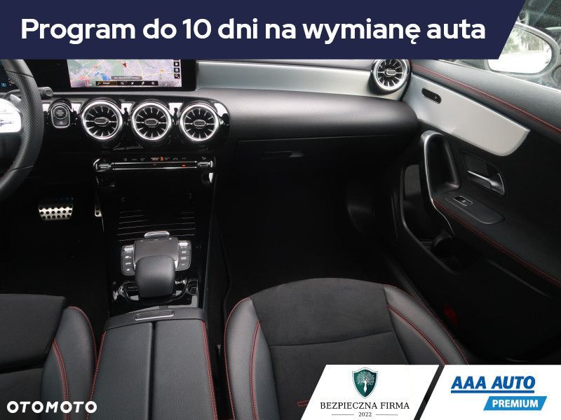 Mercedes-Benz CLA - 10