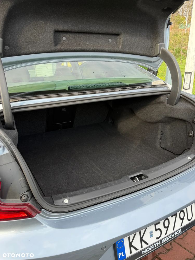 Volvo S90 T6 AWD Geartronic Momentum - 37