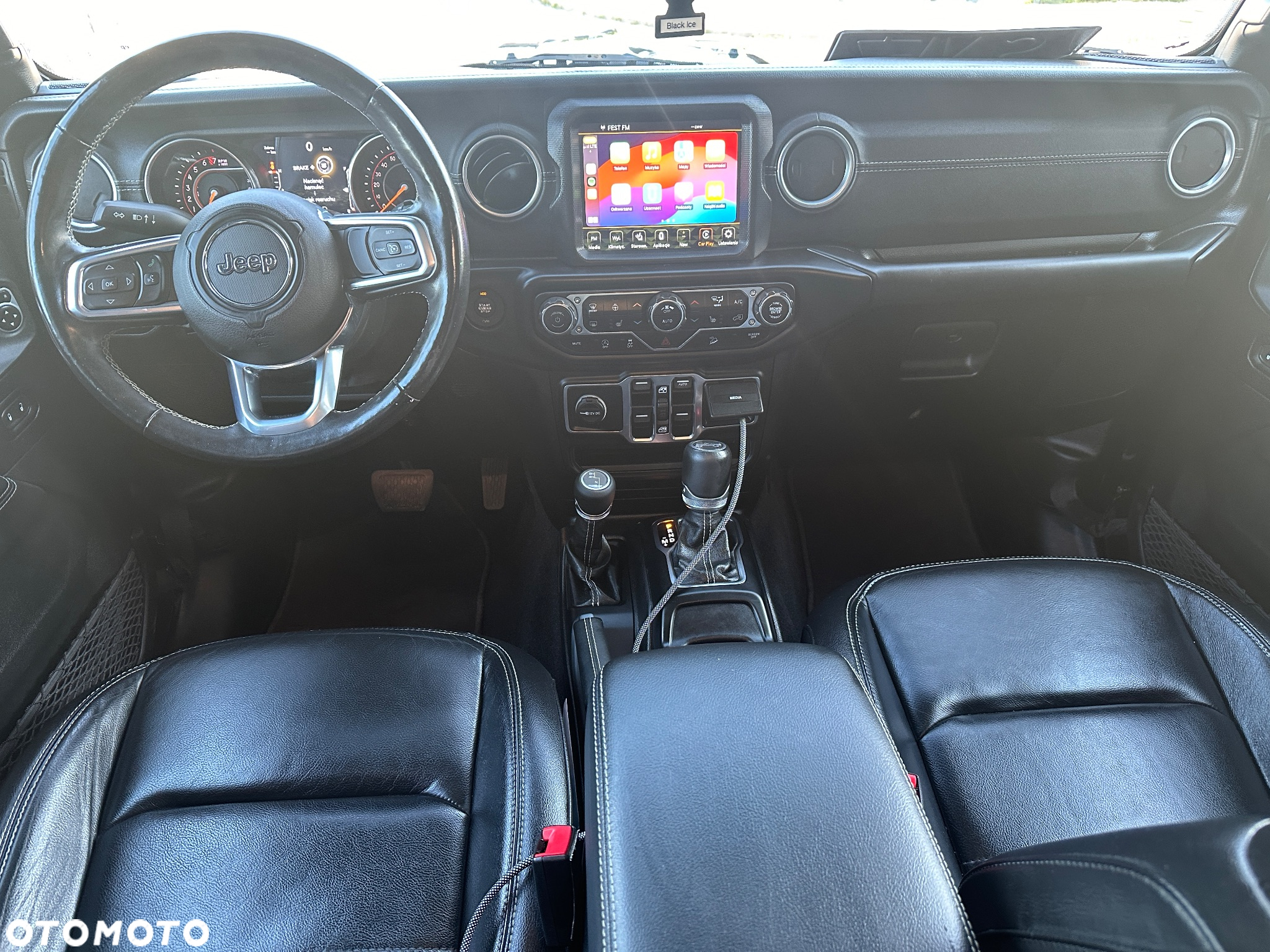 Jeep Wrangler 3.6 Unlim Sahara - 11