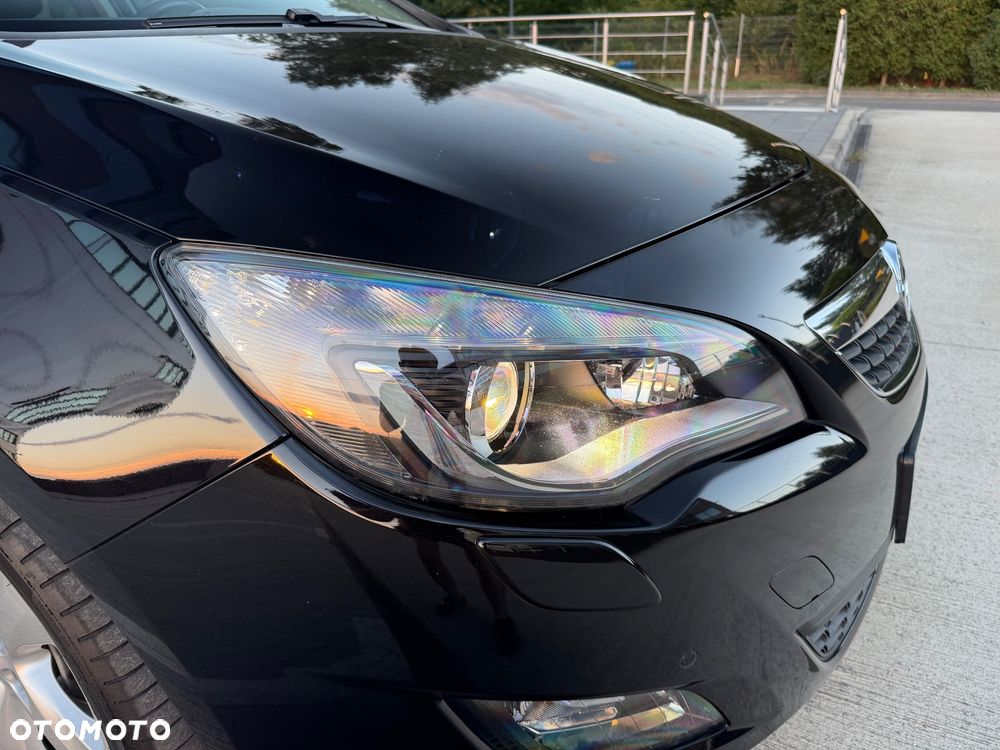 Opel Astra 1.4 T Sport - 11