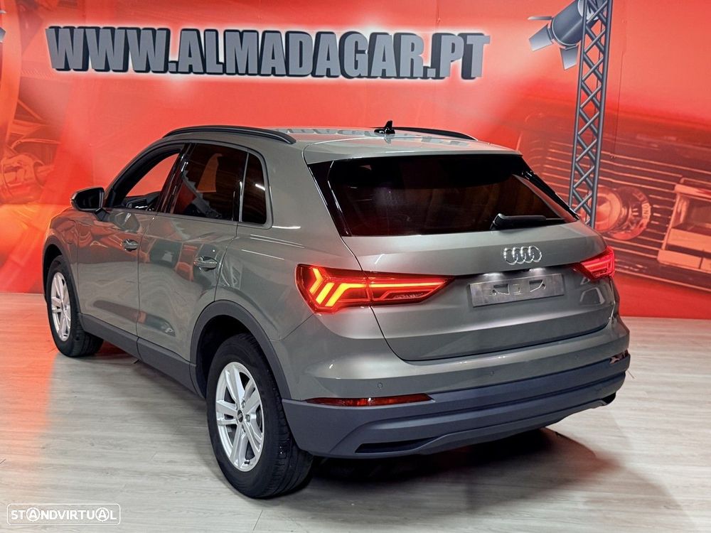 Audi Q3 45 TFSIe S line S tronic - 3