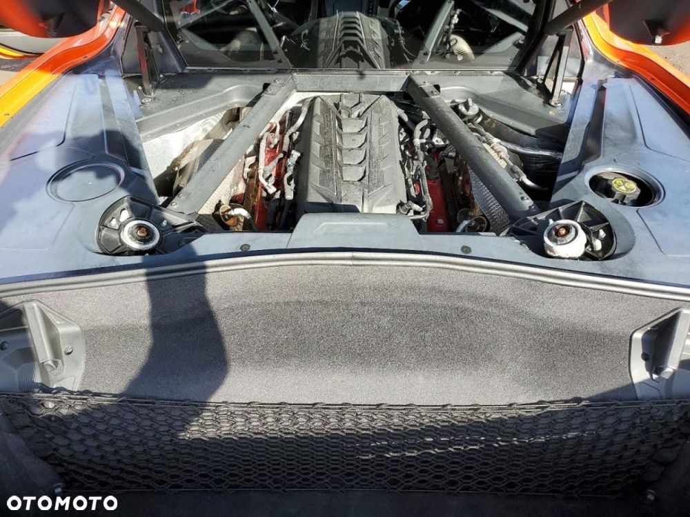 Chevrolet Corvette - 11