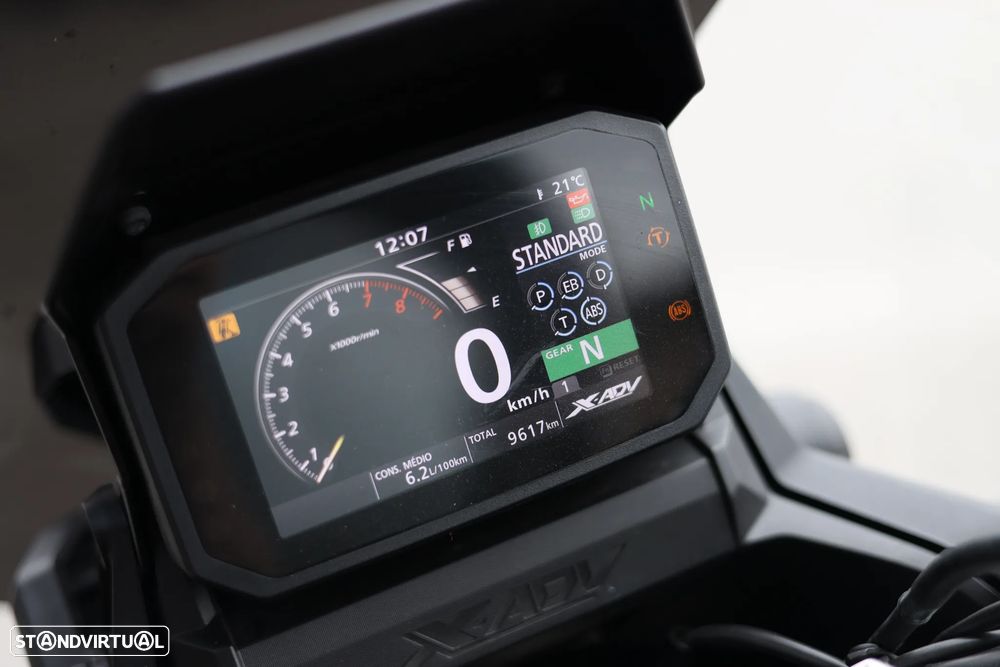 Honda X-ADV 750 Akrapovic - 2