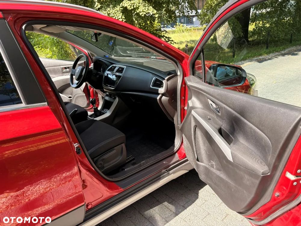 Suzuki SX4 S-Cross - 13