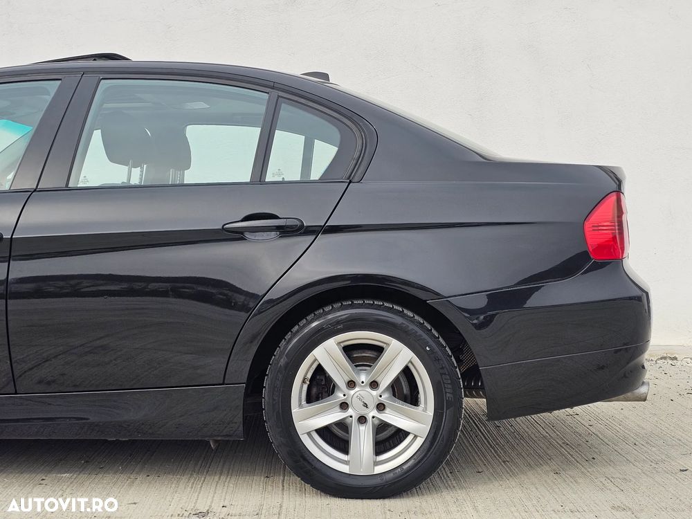 BMW Seria 3 320d DPF Aut. - 15