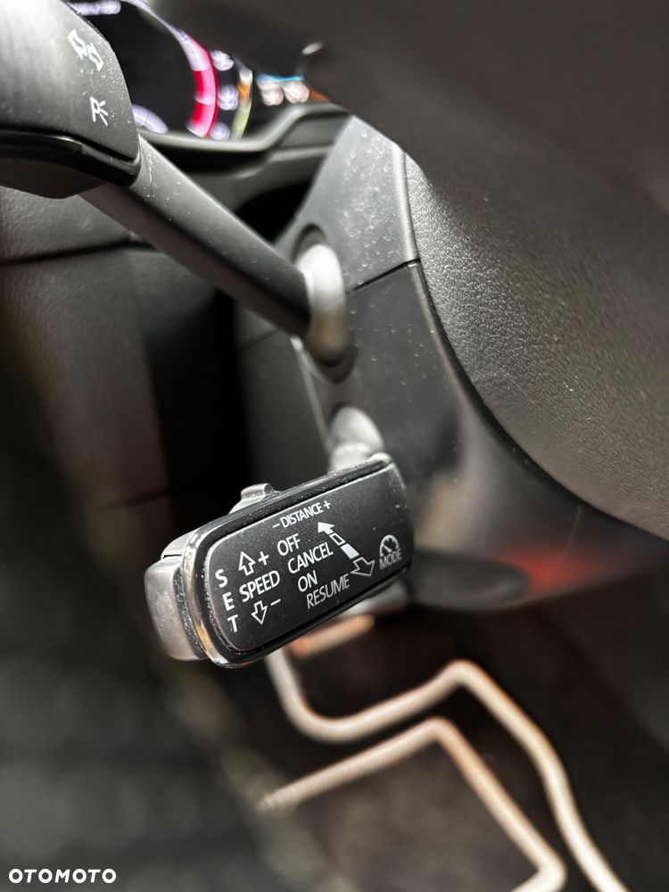 Skoda Octavia 2.0 TDI DSG RS - 13