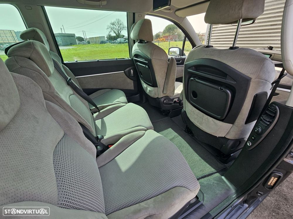 Peugeot 807 2.2 HDi Navteq - 26