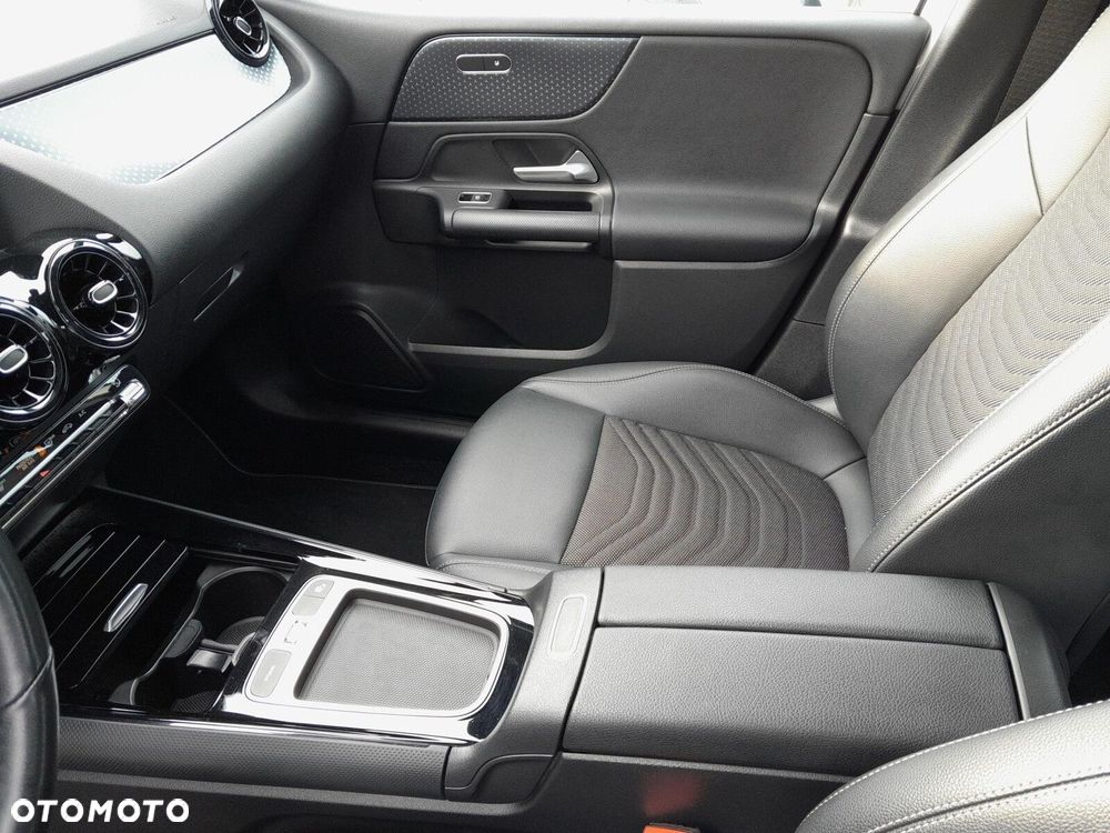 Mercedes-Benz Klasa B 200 7G-DCT - 20
