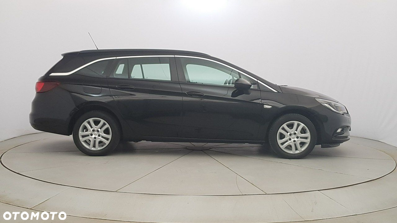 Opel Astra - 8