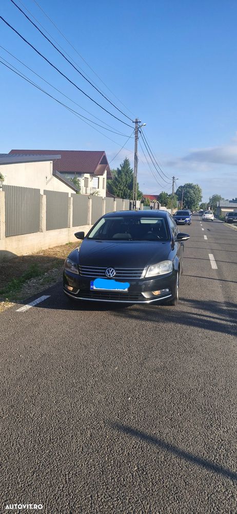 Volkswagen Passat 2.0 TDI BlueMotion Tehnology DSG Comfortline - 4