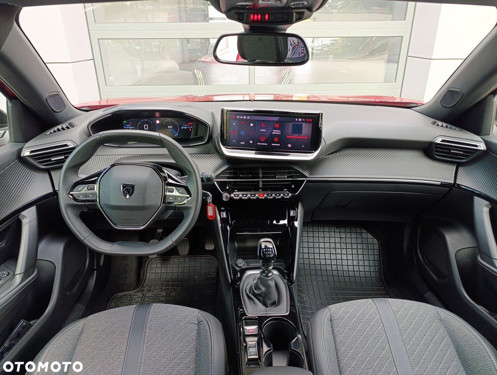 Peugeot 2008 PureTech 100 Allure S&S BVM6 - 17