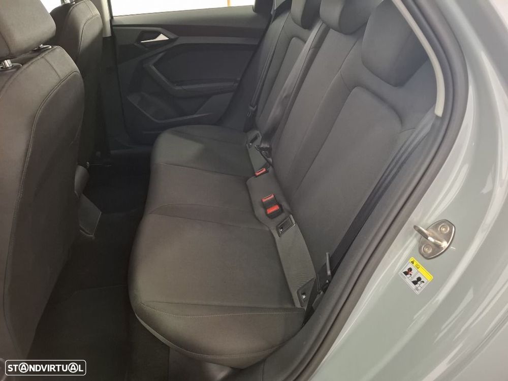 Audi A1 Sportback 25 TFSI Advanced - 13