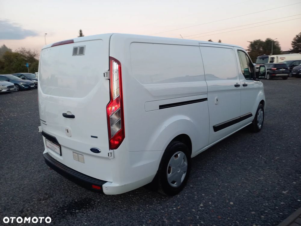 Ford Transit Custom - 9