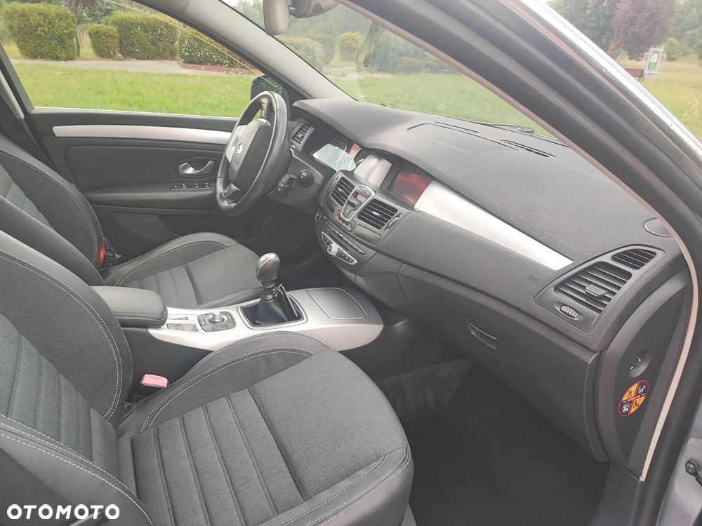 Renault Laguna - 32