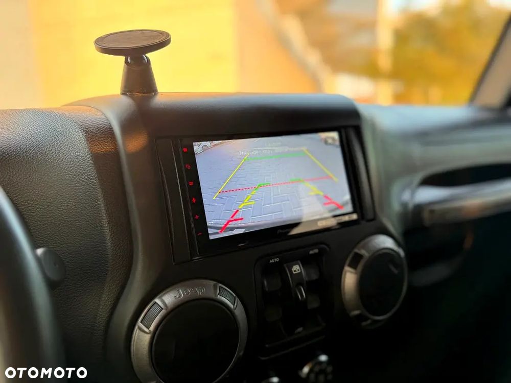 Jeep Wrangler 3.6 Unlim Black Edition II - 14