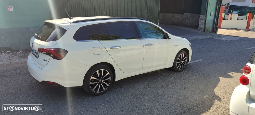 Fiat Tipo Station Wagon 1.3 M-Jet Lounge - 10