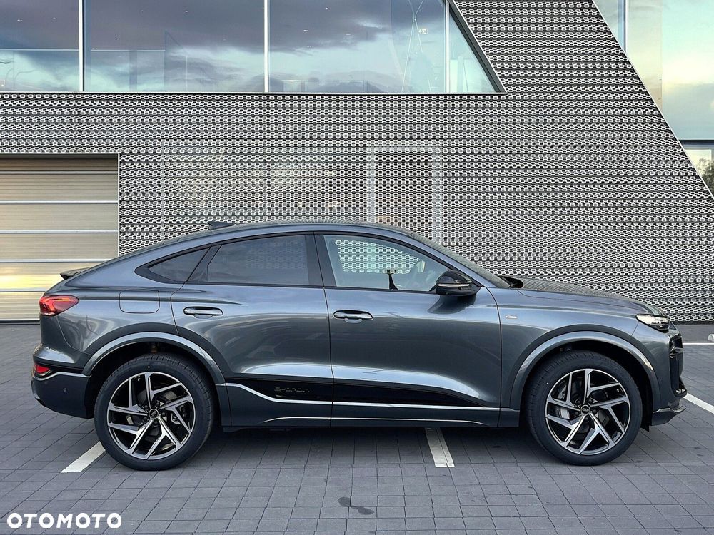Audi Q6 e-tron - 7