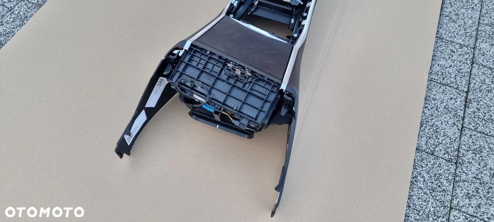 BMW 3 G20 G21 2019- Podłokietnik Oryginał Europa - 6