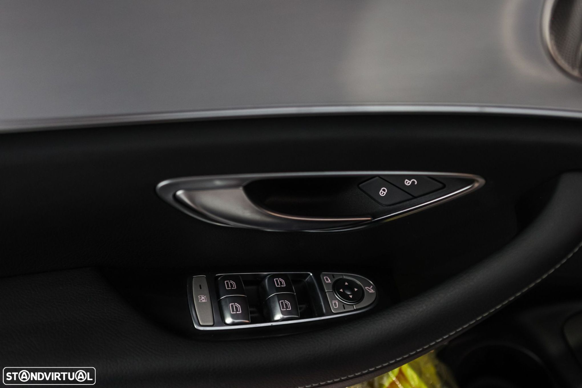 Mercedes-Benz E 300 de AMG Line - 30