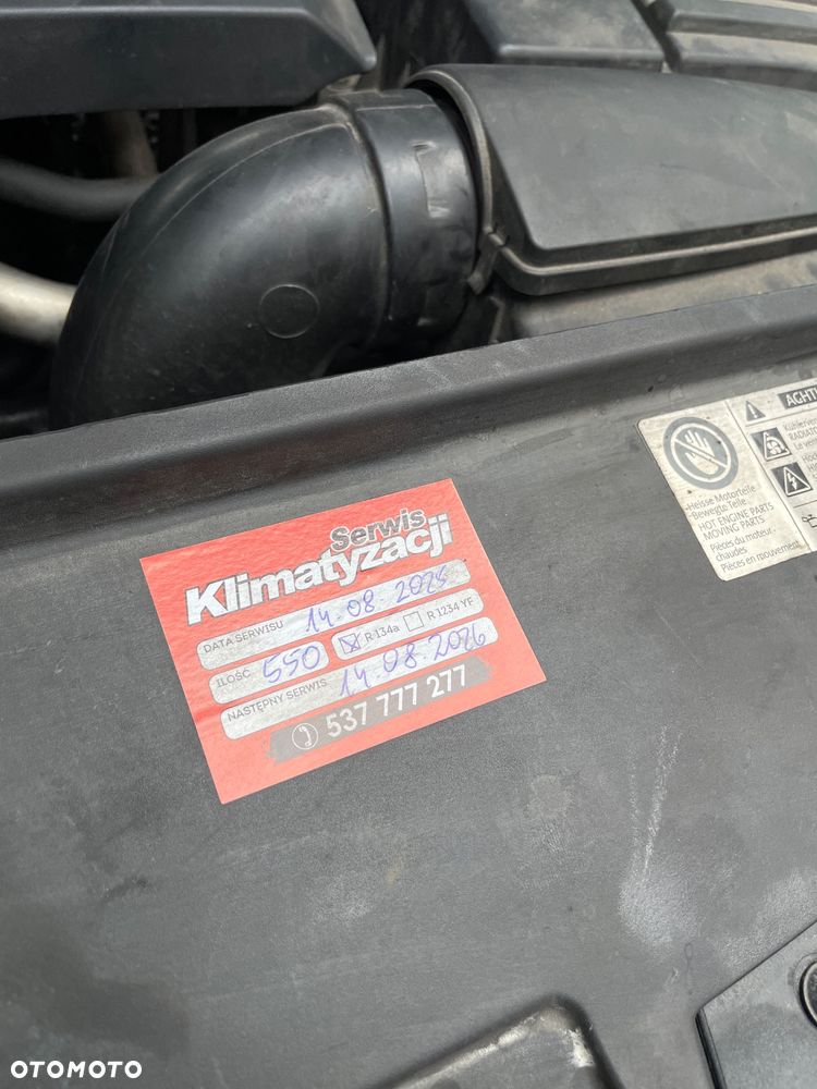 Volkswagen Passat 2.0 TDI DSG BlueMotion Technology Highline - 24