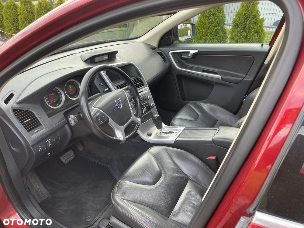 Volvo XC 60 D5 AWD Summum - 6