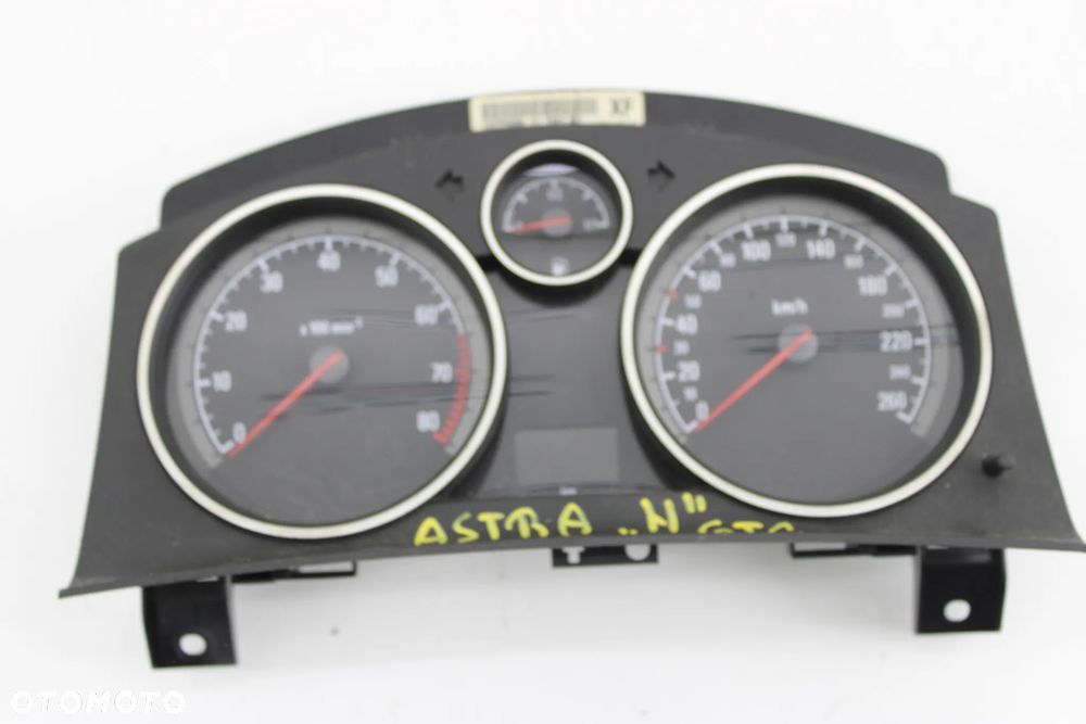 Opel Astra H Licznik Zegary 13225986 xf - 2