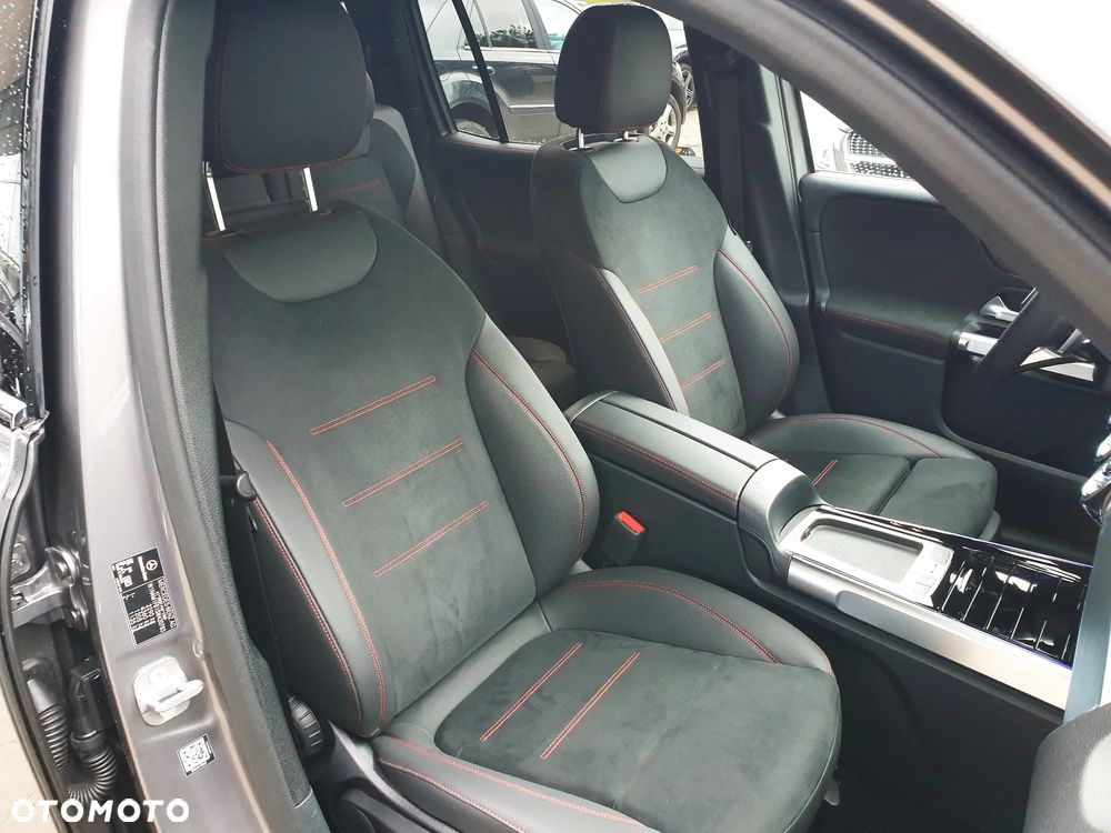 Mercedes-Benz GLB 220 d 4-Matic AMG Line 8G-DCT - 22