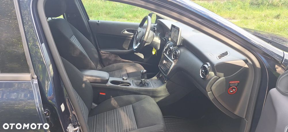 Mercedes-Benz Klasa A 180 d BlueEFFICIENCY Edition - 31