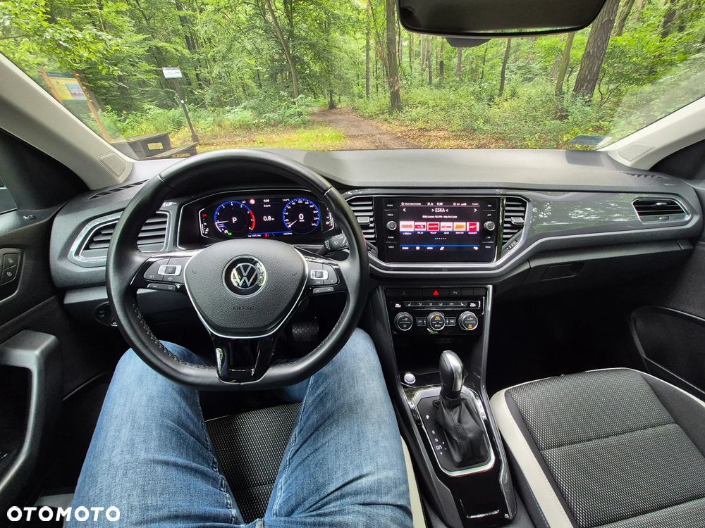 Volkswagen T-Roc - 13