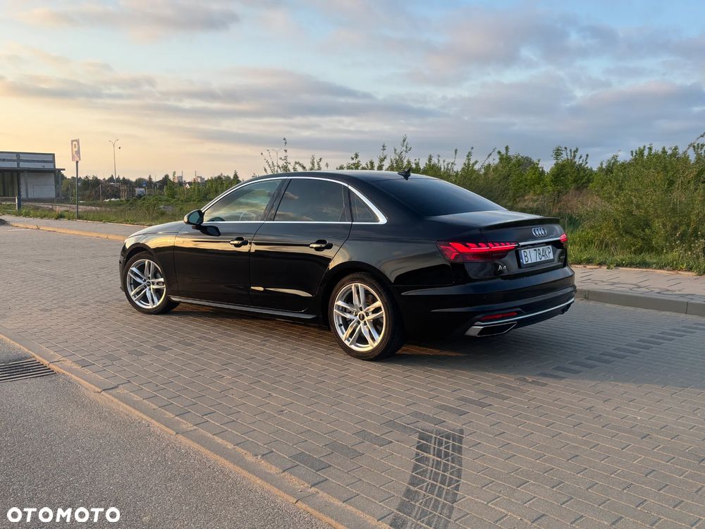 Audi A4 Limousine - 10
