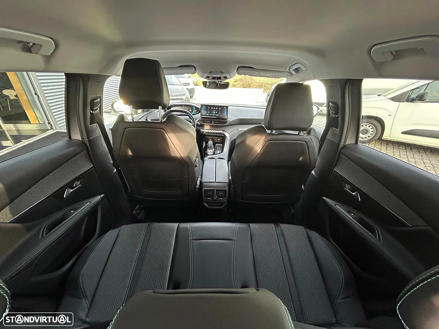 Peugeot 3008 1.6 Hybrid4 Allure Pack e-EAT8 - 27