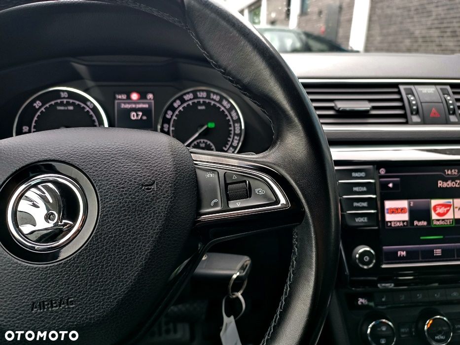 Skoda Superb 2.0 TDI Ambition DSG7 - 28