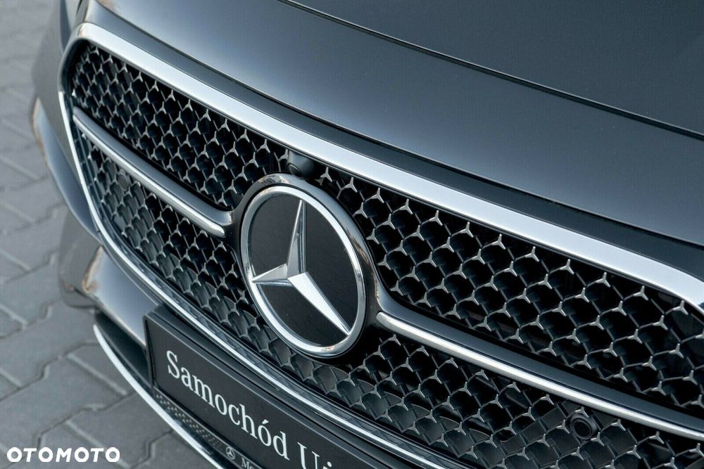 Mercedes-Benz Klasa E - 12