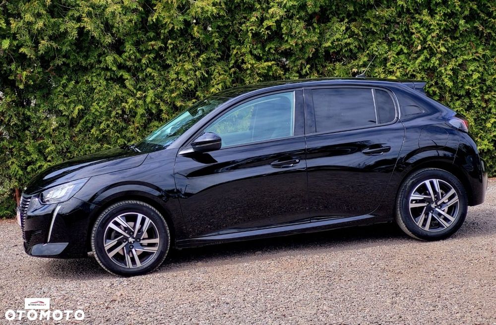 Peugeot 208 - 14