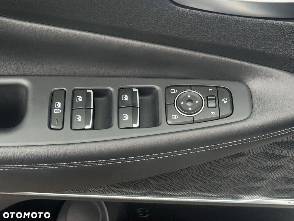 Hyundai Santa Fe - 12