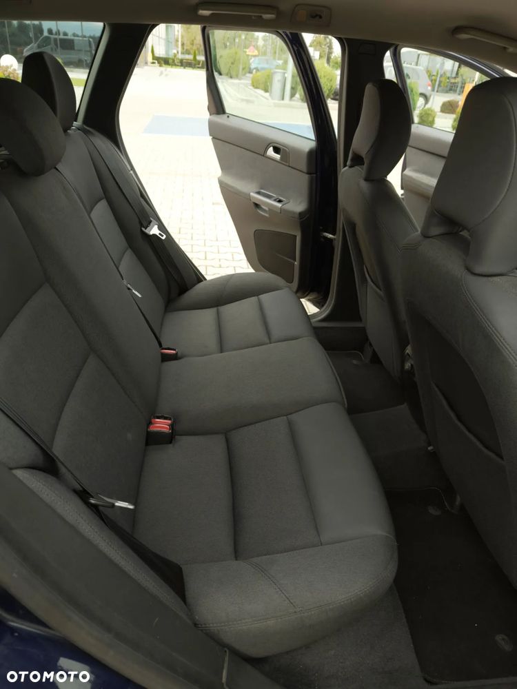 Volvo V50 2.0D Kinetic - 17