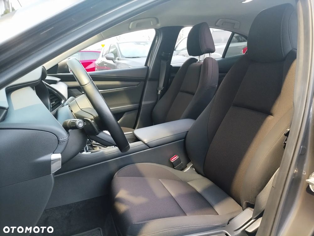 Mazda 3 2.0 mHEV Hikari - 15