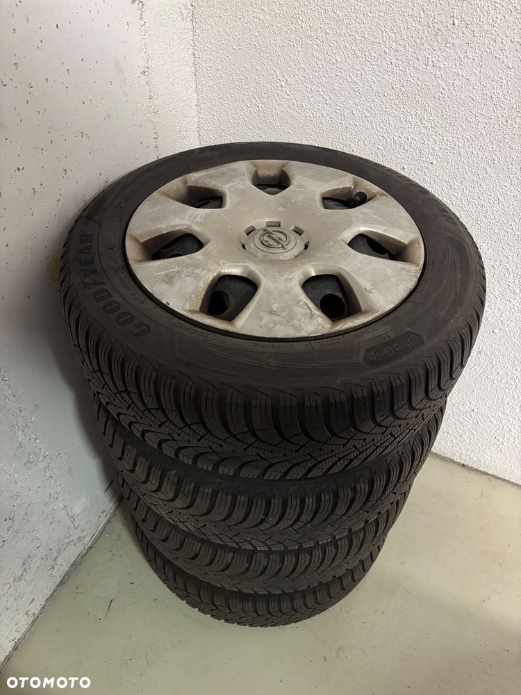 Opel Astra 1.6 Turbo Cosmo - 20