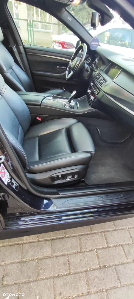 BMW Seria 5 528i Sport-Aut Luxury Line - 16