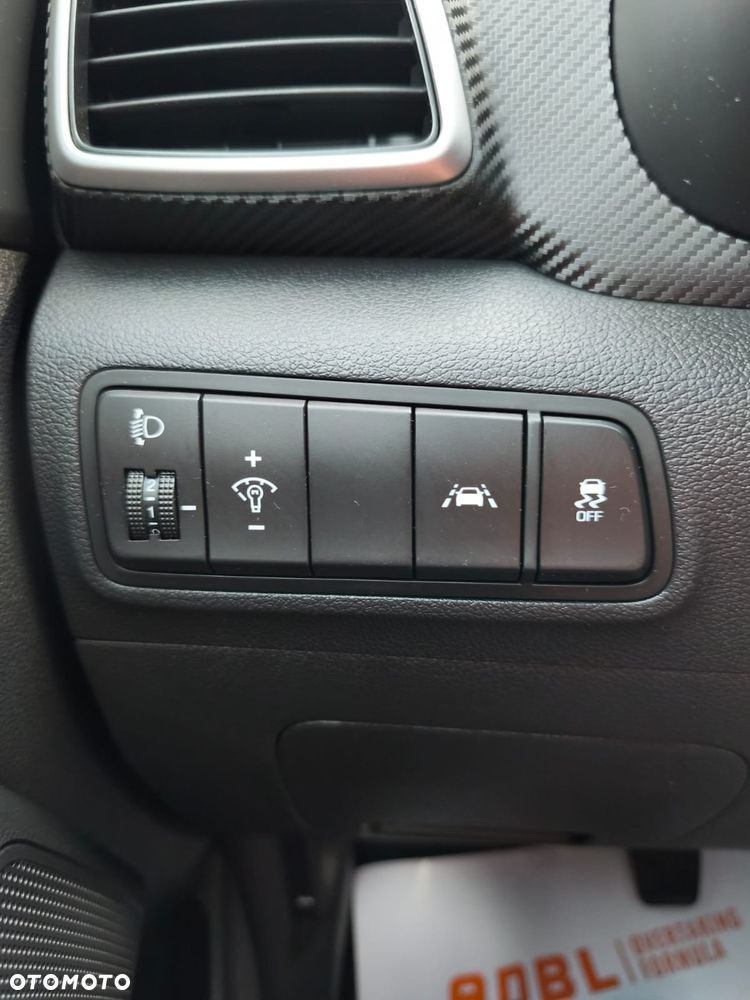 Hyundai Tucson 1.7 CRDI BlueDrive Style 2WD - 36