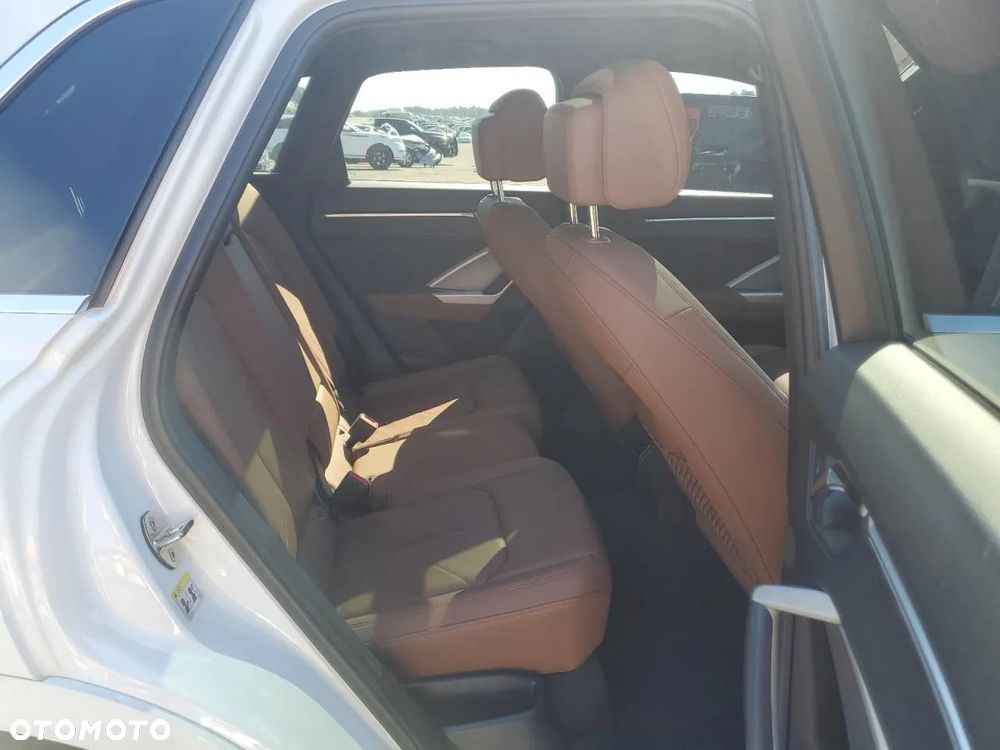 Audi Q3 2.0 TFSI Quattro S tronic - 11