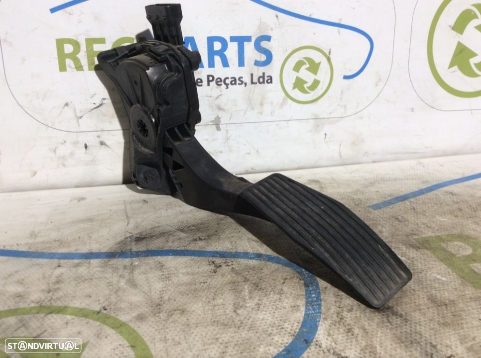 Pedal de acelerador Chevrolet Cruze 13252702 - 1
