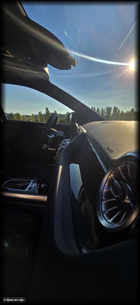 Mercedes-Benz GLA 250 e AMG Line - 25