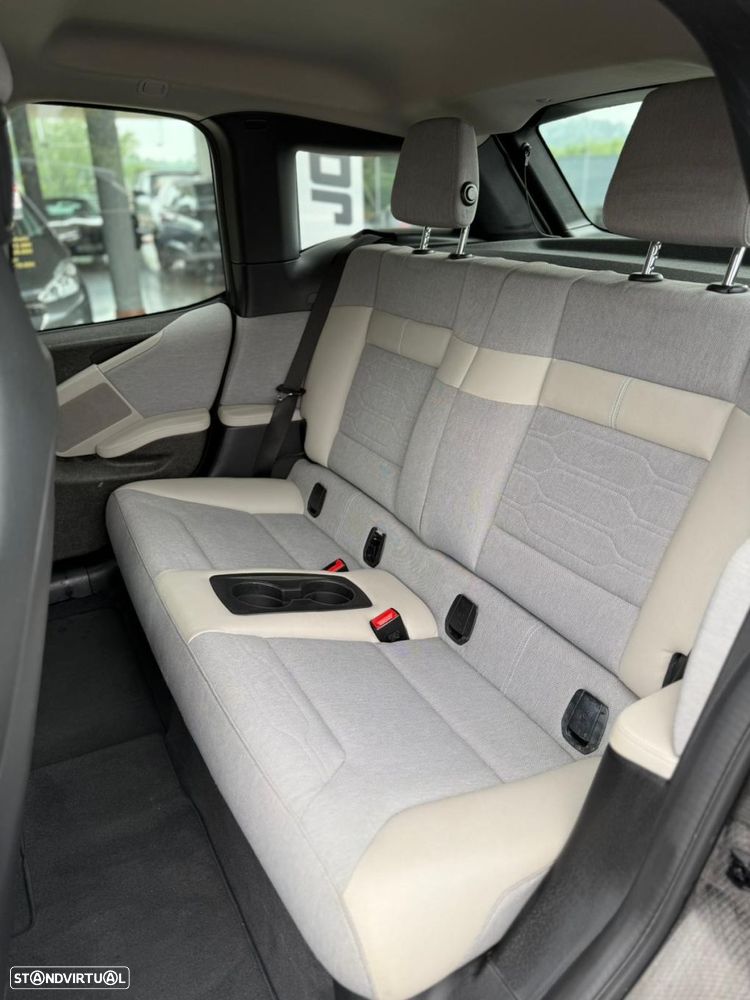 BMW i3 - 13