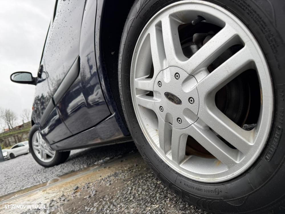 Ford Focus SW 1.8 TDCi Trend - 7